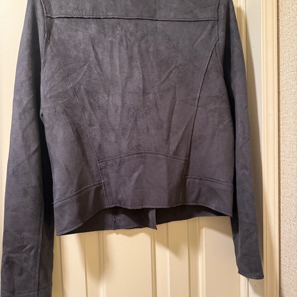 Jacket - Picture 4 of 5